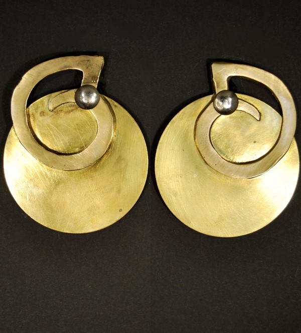Boucles d'oreilles rondes dorées en laiton et bronze