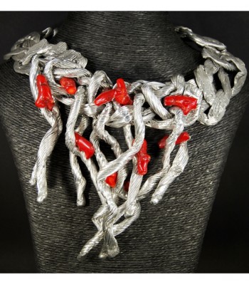 Collier en aluminium avec des perles rouges